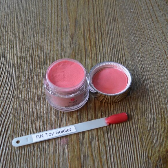 Revel Nail Dip Powder - Toy Solider 1 oz jar - Picture 2 of 2